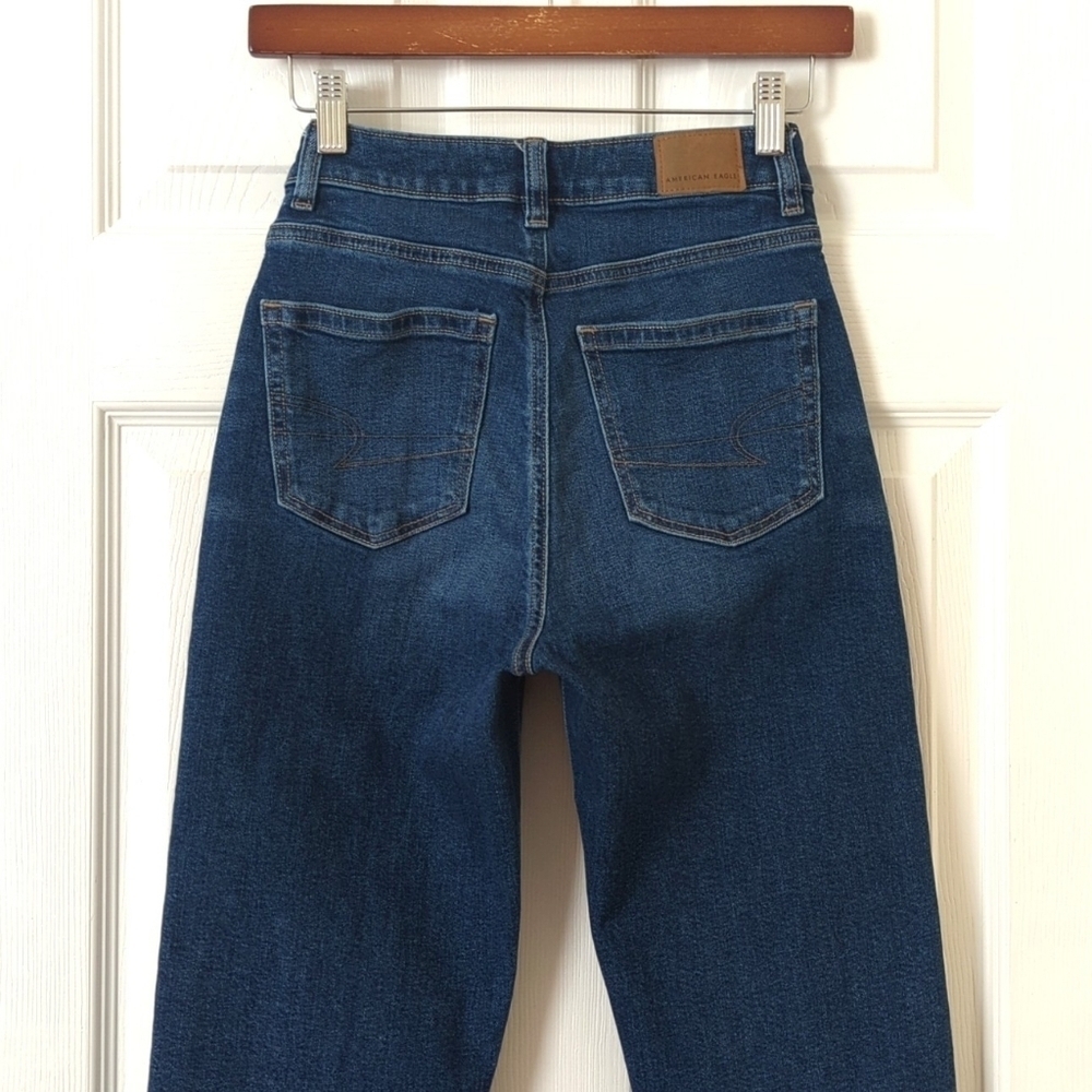 American Eagle Classic Dark Wash High Rise Crossover Straight Leg Mom Jeans 00 - Picture 5 of 15